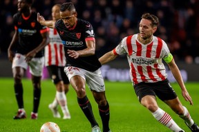 转折点！阿贾克斯遗憾出局，西甲转会期攻防权衡，态度坚定，心理建设被强调(阿贾克斯图片暗区)