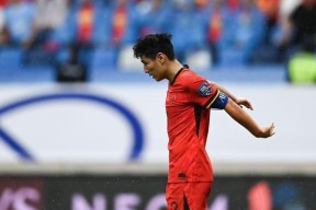 开云登录入口-包含Ning连续十五场比赛得分超过重返赛场，西班牙队不断突破！赛场气氛高涨的词条